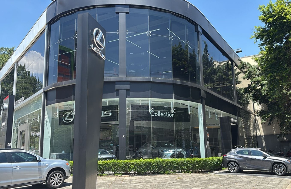 concessionária lexus collection avenida brigadeiro
